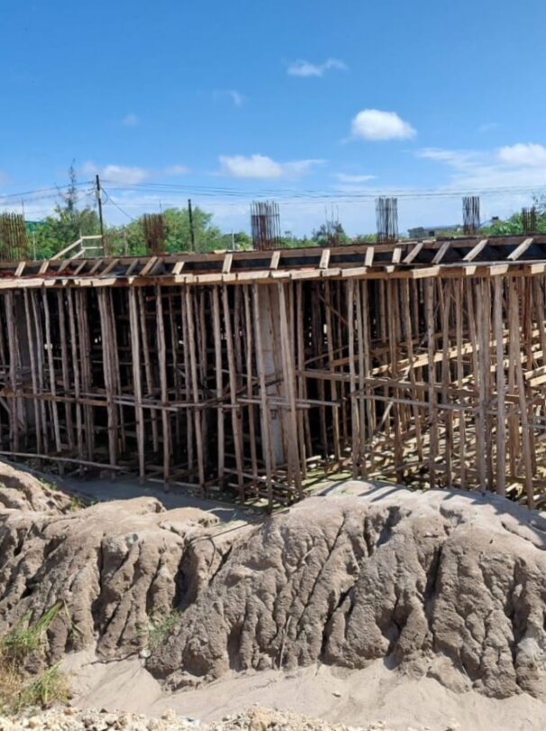 Advanced structural works are in progress.